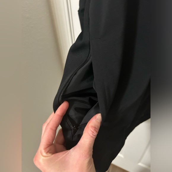 SOLD - Adidas Windbreaker - Picture 4 of 8